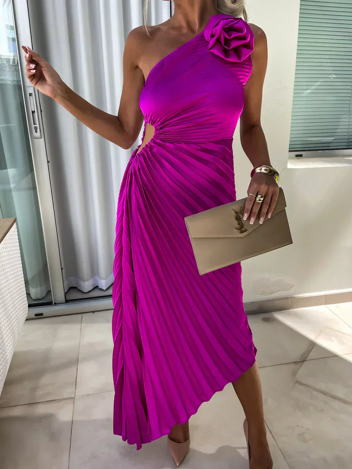 Véronique – Robe à épaules fleuries