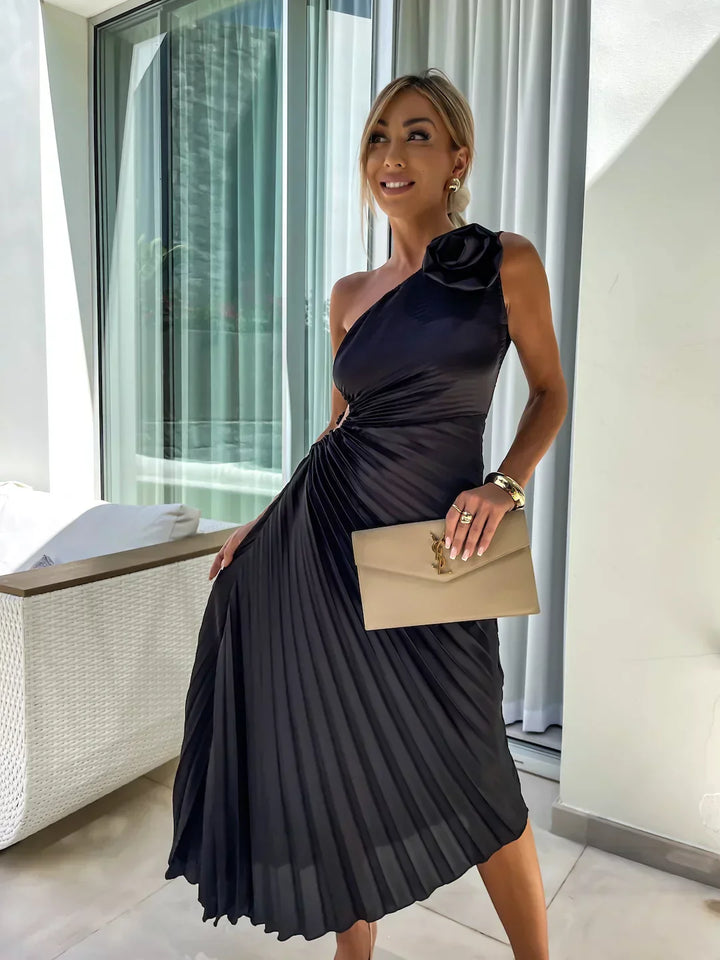 Véronique – Robe à épaules fleuries