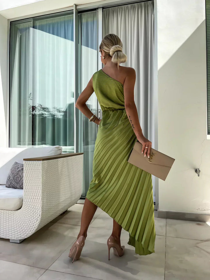 Véronique – Robe à épaules fleuries